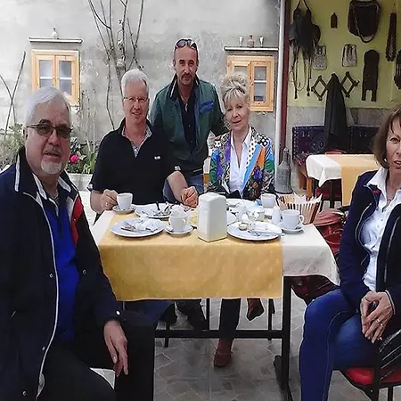 Sezgin's Pensiune *